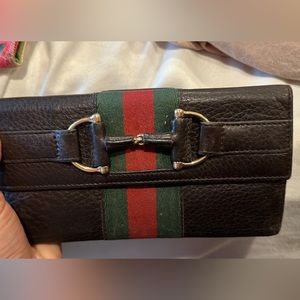 Authentic Gucci wallet (lightly used)